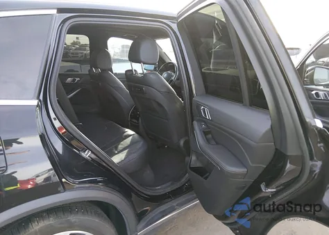 2019 BMW X5 xDrive40I z USA, uszkodzony, nr VIN 5UXCR6C55KLK88451